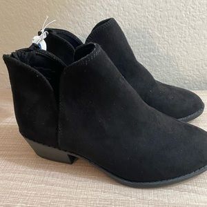 Big Girls Black ankle boots